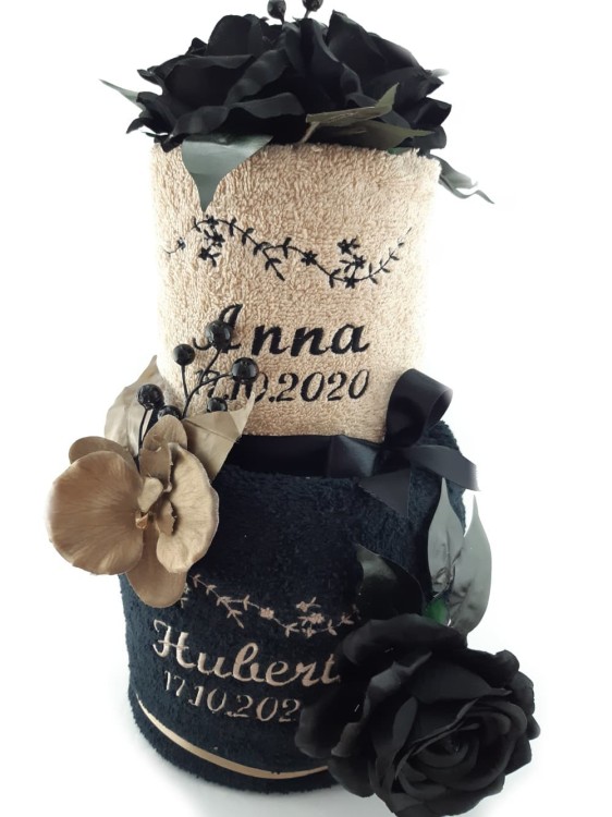 tort na prezent ślubny haftyok.pl