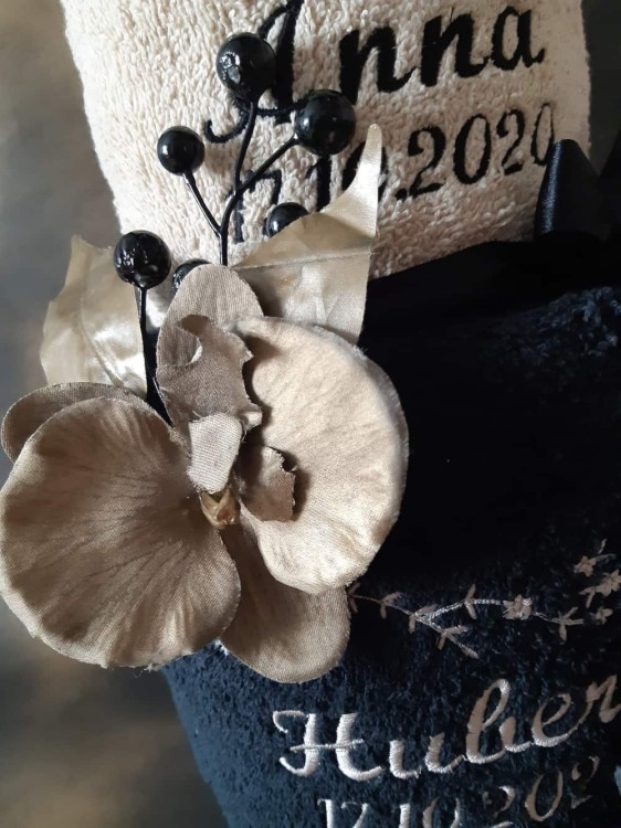 tort i kwiaty na ślub haftyok.pl