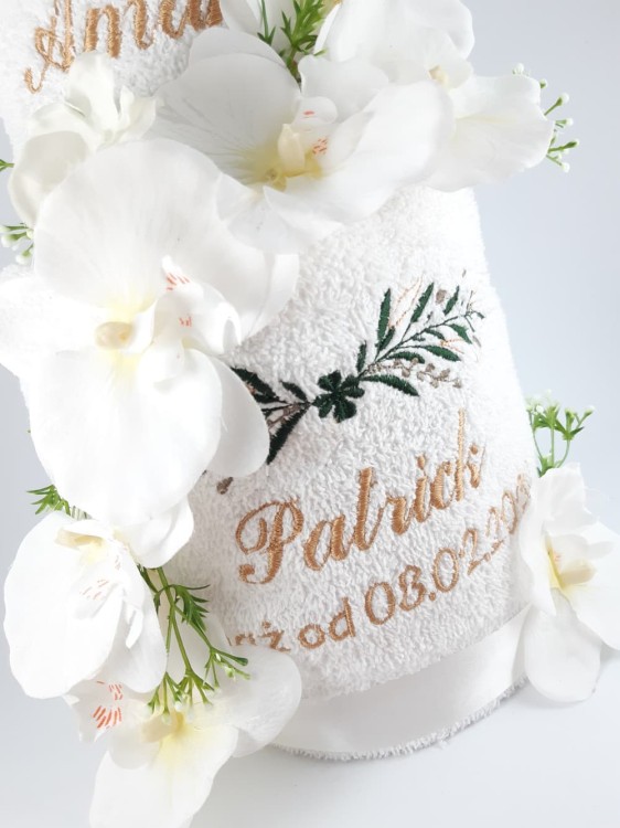 tort na prezent ślubny biały haftyok.pl 2
