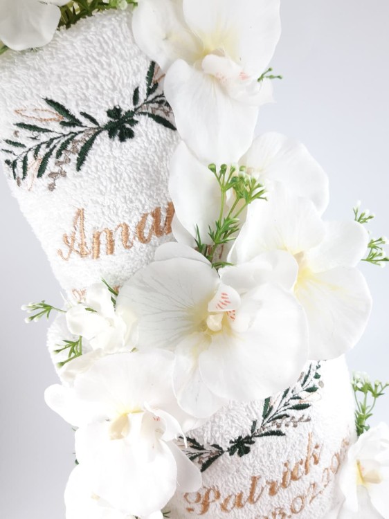 tort na prezent ślubny biały haftyok.pl 3