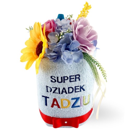 tort z haftowanego ręcznika prezent dla dziadka