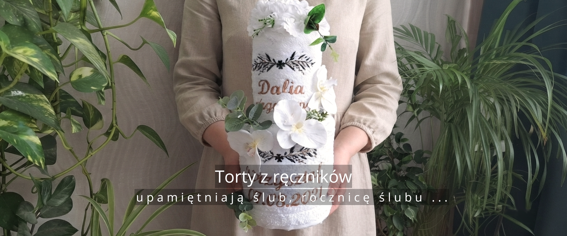 torty z personalizowanych ręczników na prezent