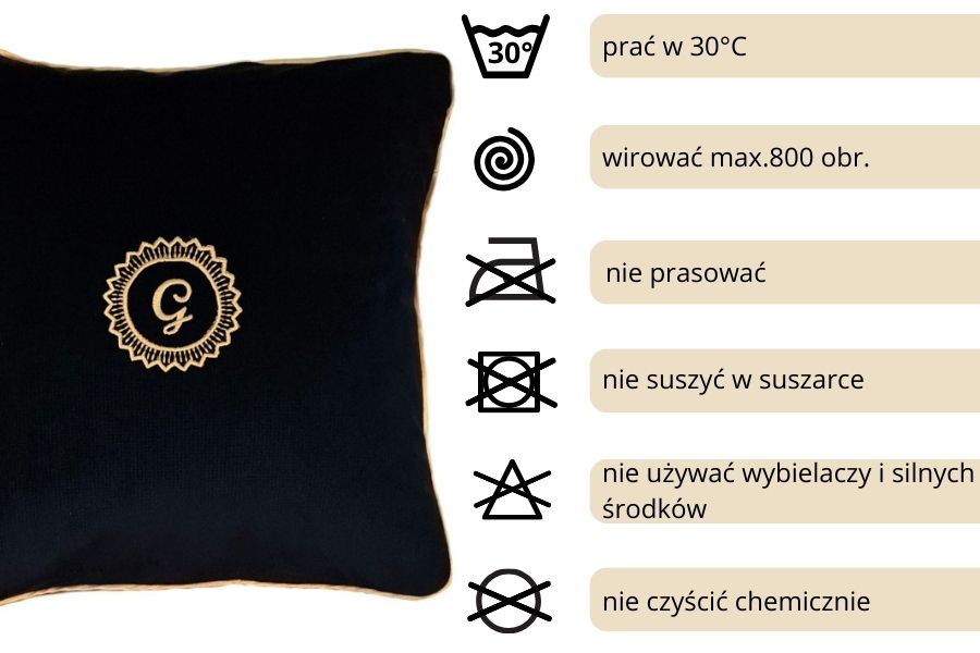 poduszka dekoracyjna velvet czarna monogram