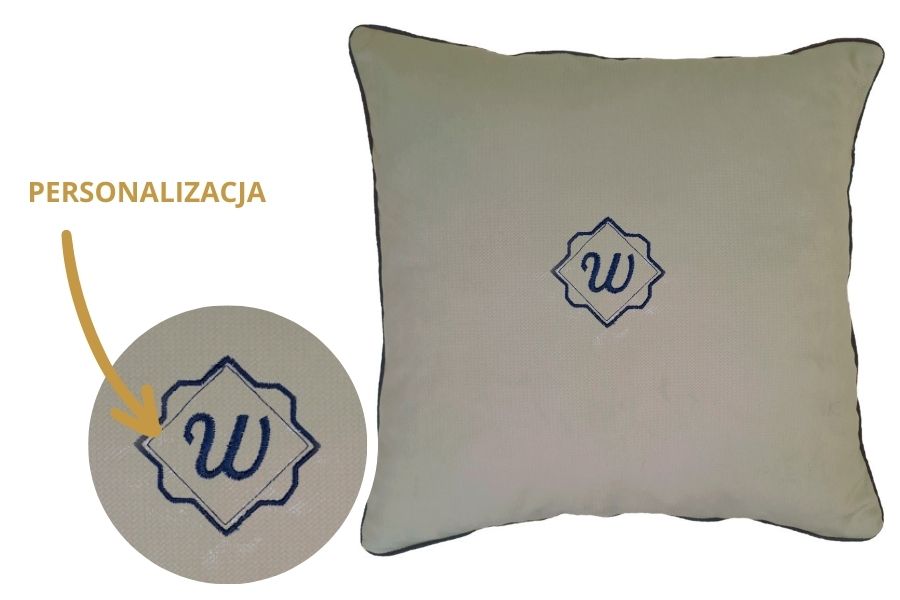 poduszka dekoracyjna velvet szara z monogramem